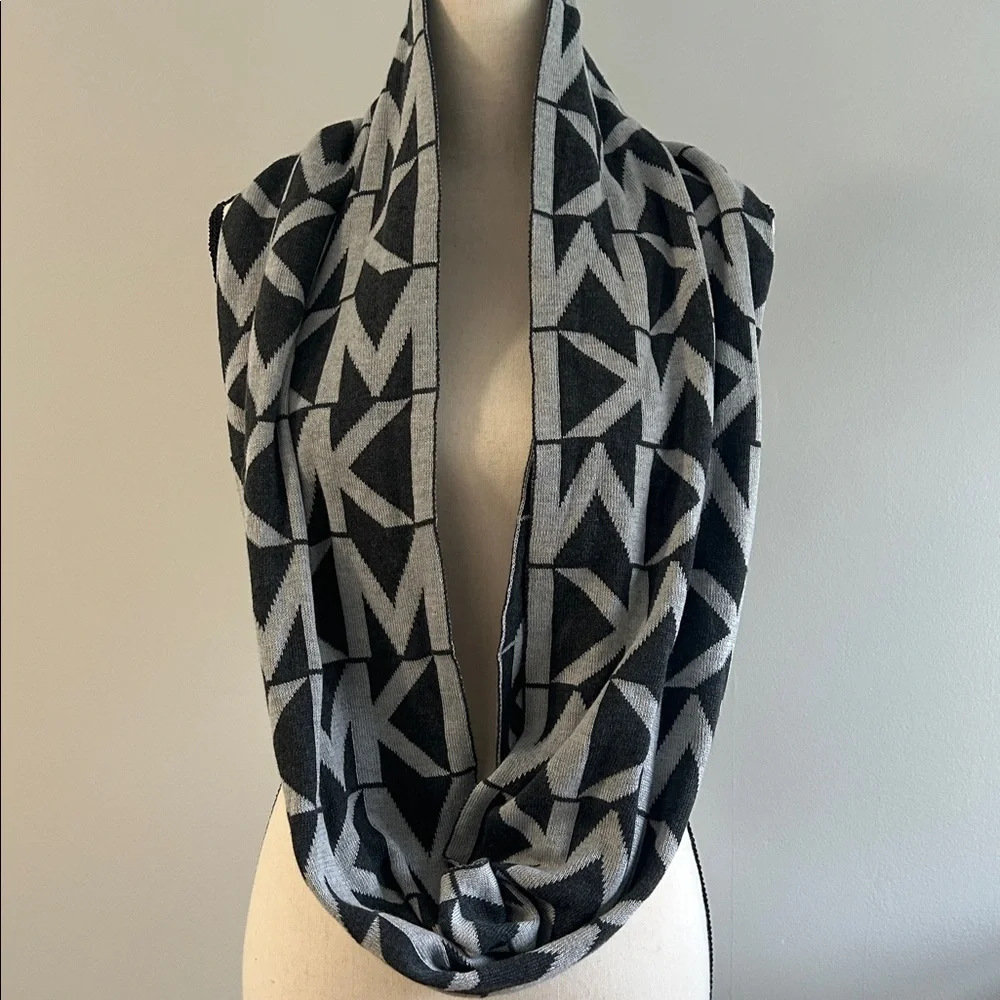 Michael Kors Infinity Logo Scarf
